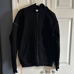 Black Comfrt Travel Hoodie